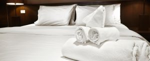 Buying and selling Zarrinsap  hotel towels