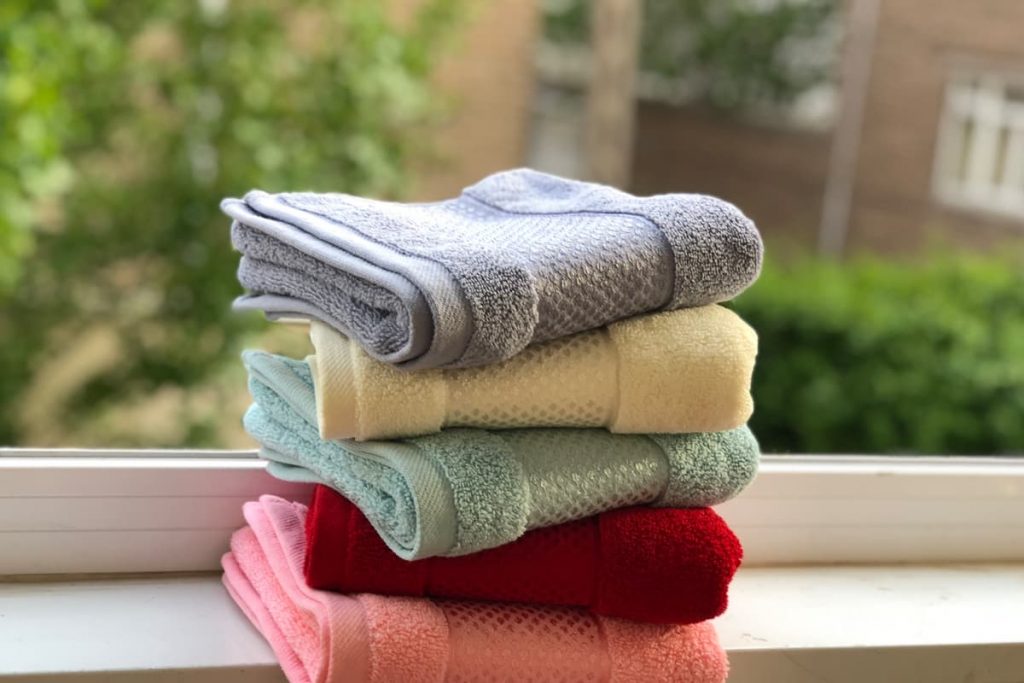 Bath towel distribution in various models